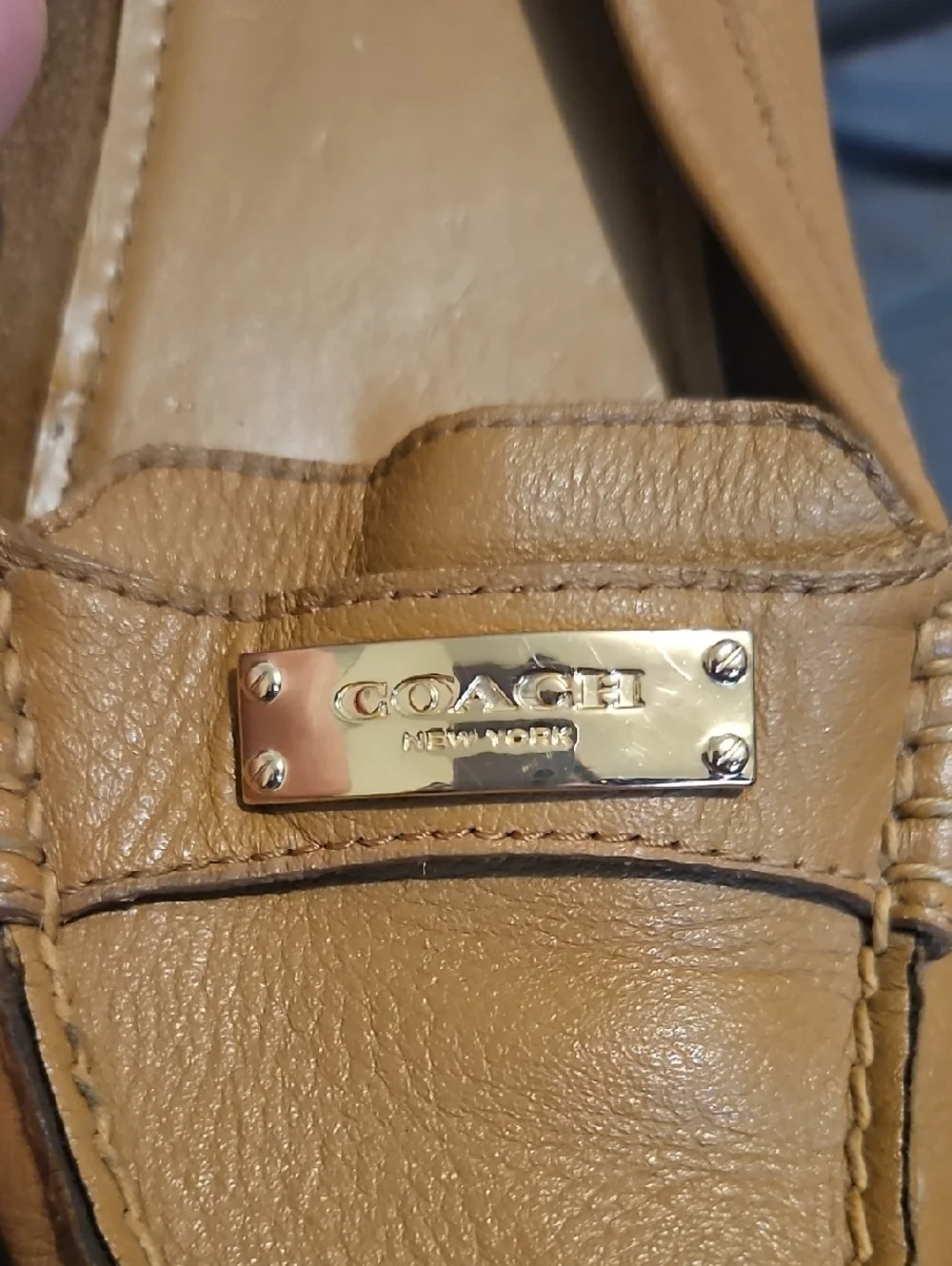 Coach‎ Federica Women’s Tan Leather Moccasin Loafers with Gold Accent
